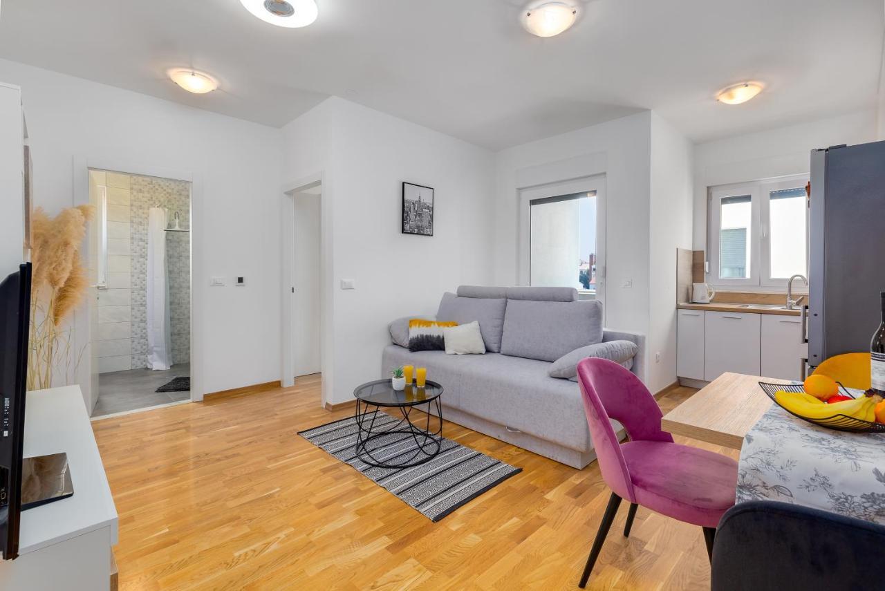 זאדאר Apartment Roni + Besplatan Parking מראה חיצוני תמונה