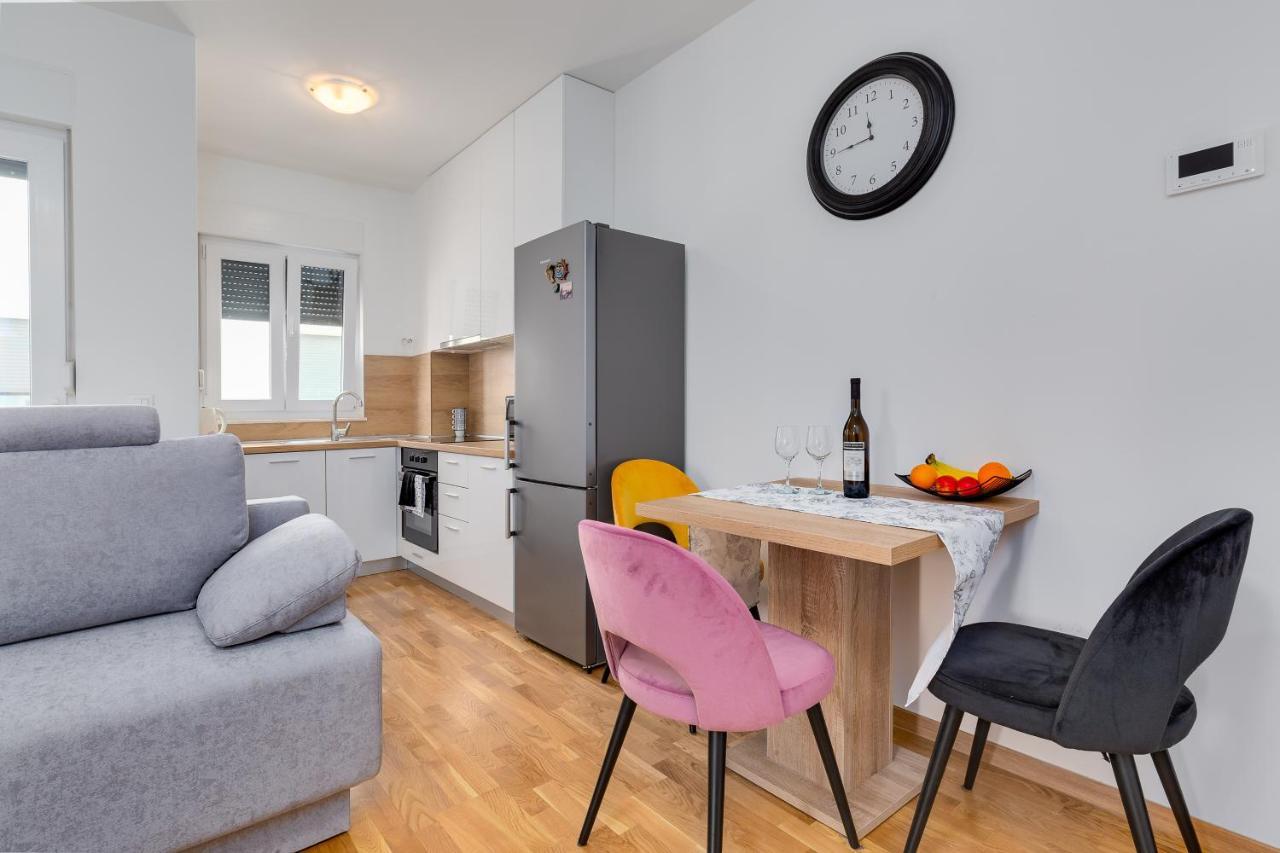זאדאר Apartment Roni + Besplatan Parking מראה חיצוני תמונה