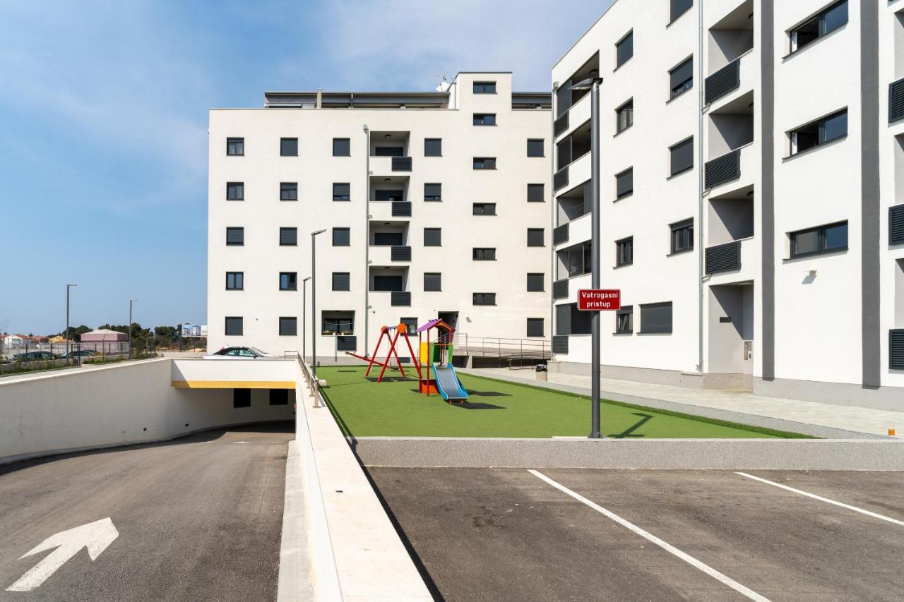 זאדאר Apartment Roni + Besplatan Parking מראה חיצוני תמונה